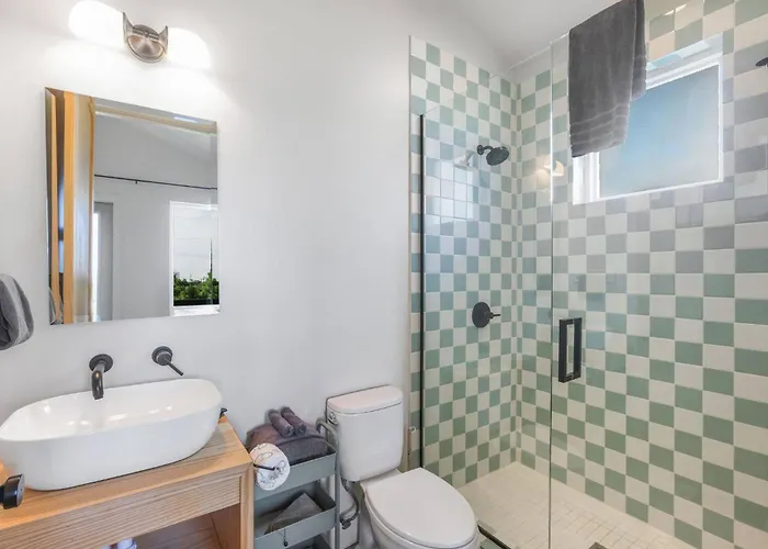 Holiday home Peaceful 4br*private Pool*3-5 Min Walk To Beach!